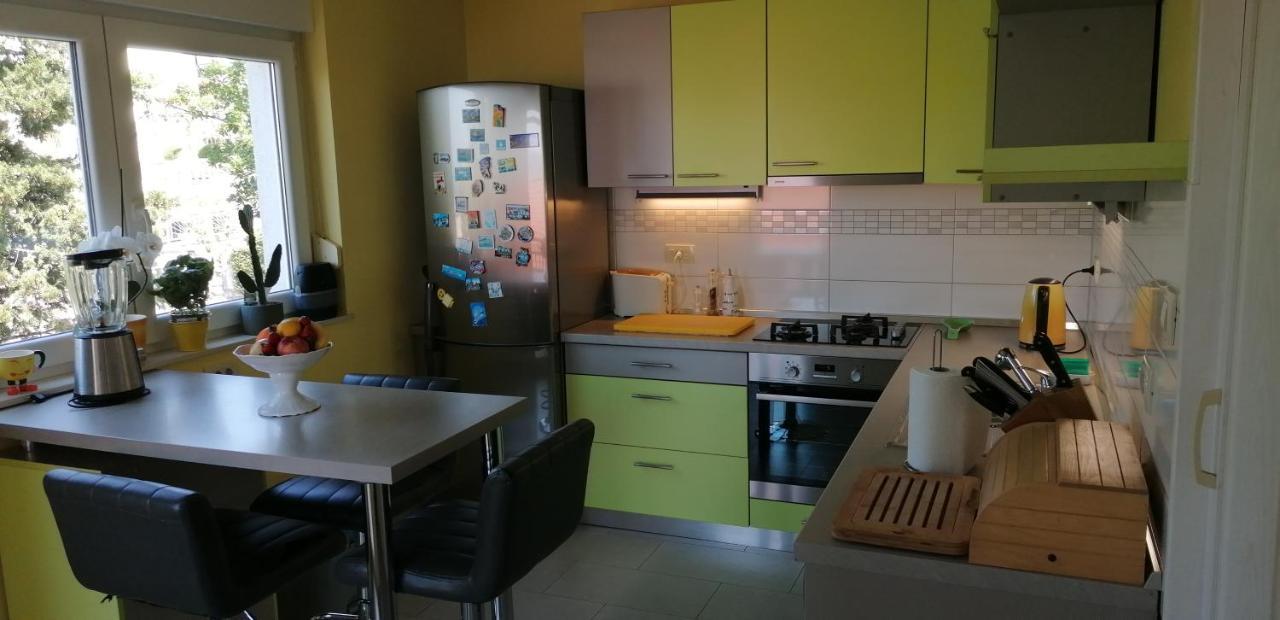 Apartmani Zafaranic Crikvenica Extérieur photo