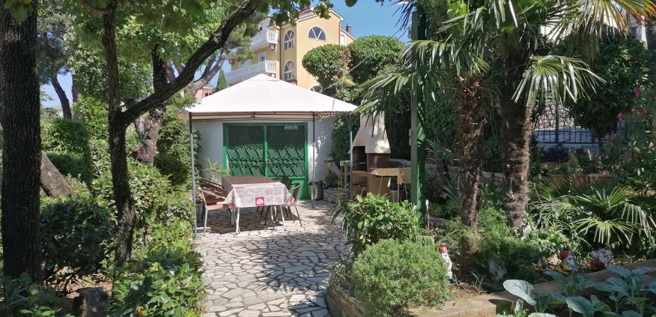 Apartmani Zafaranic Crikvenica Extérieur photo